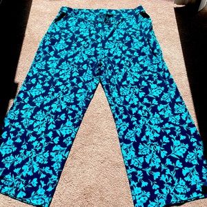 Lane Bryant Navy Blue and Teal Floral Palazzo Pant Size 22/24